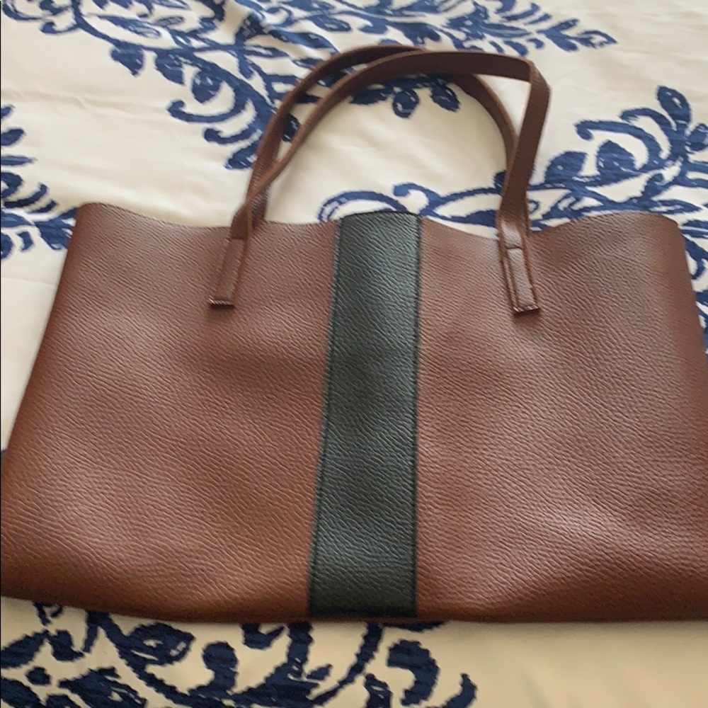 Vince Camuto purse in excellent condition